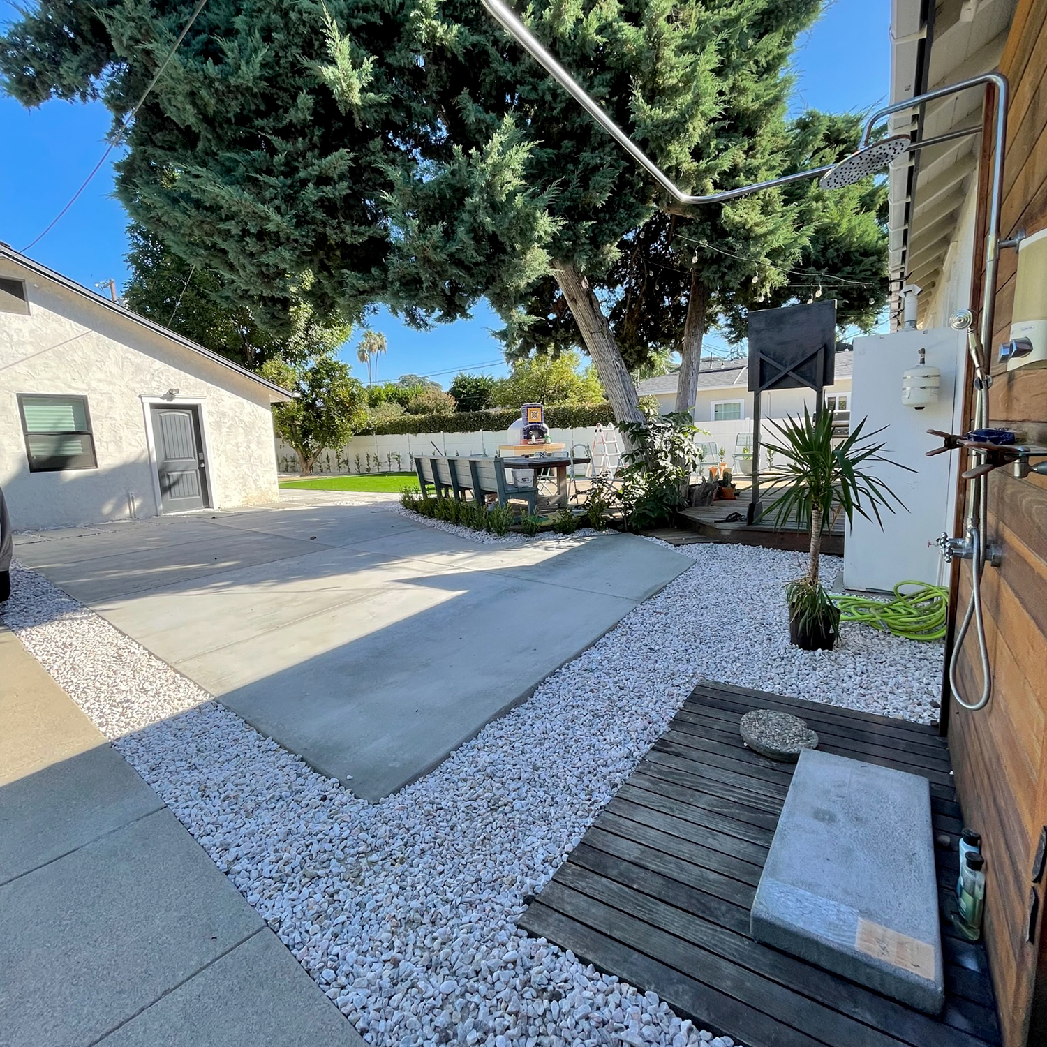 Landscape Planting Services in Los Angeles outdoor project example